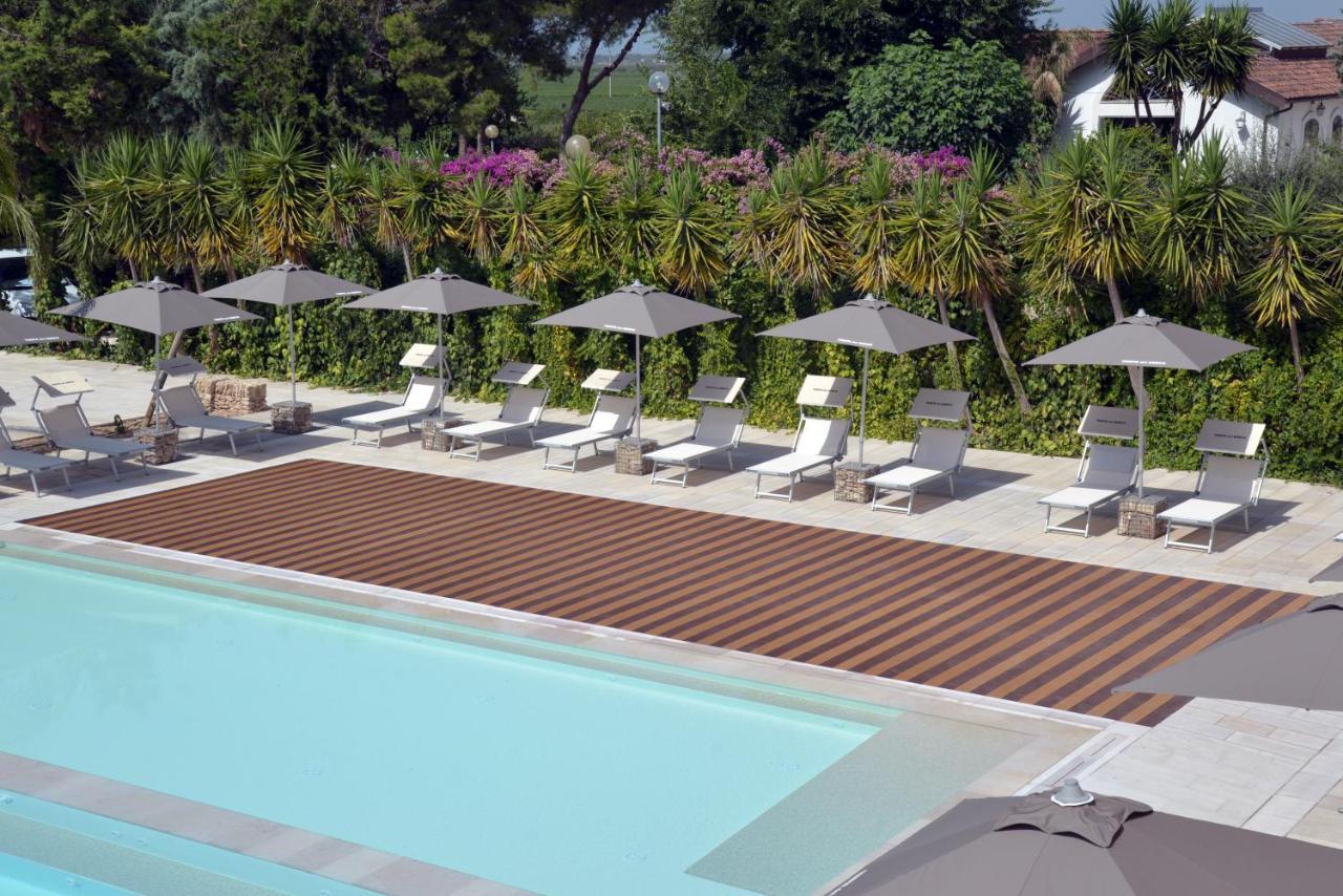 Tenuta Del Barco Winerestaurant And Hospitality Pulsano Exterior photo