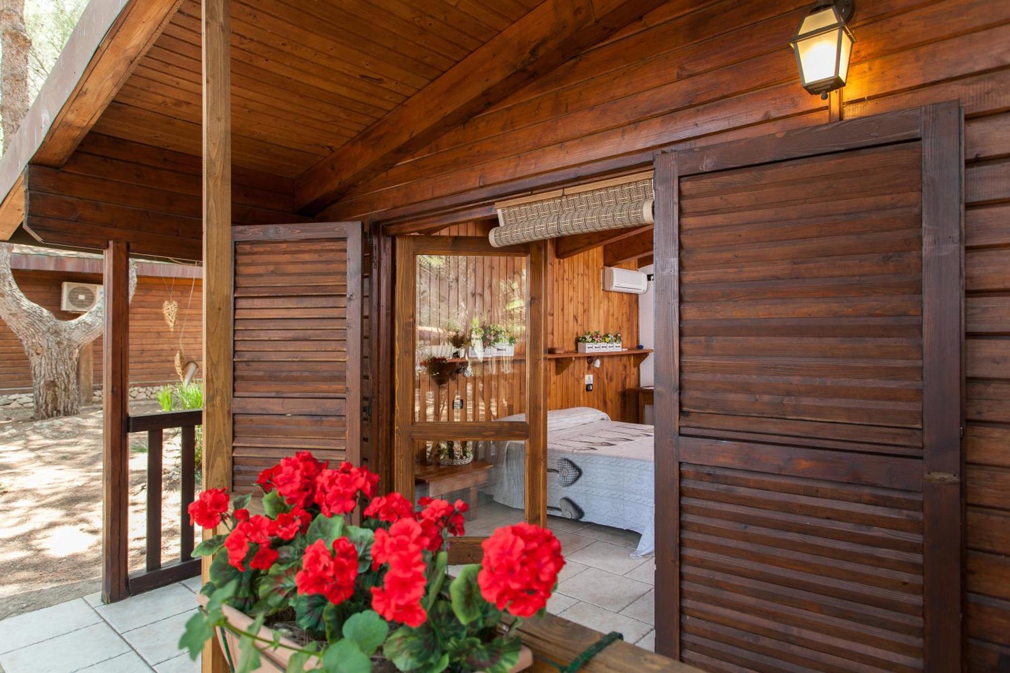 Tenuta Del Barco Winerestaurant And Hospitality Pulsano Room photo