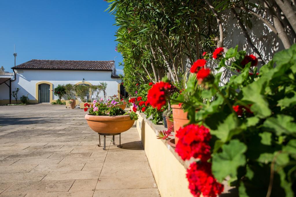 Tenuta Del Barco Winerestaurant And Hospitality Pulsano Exterior photo